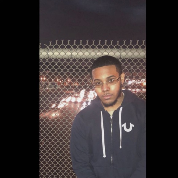 Profile Picture of Daniel Tibbens (@koolkiddo14) on Poshmark