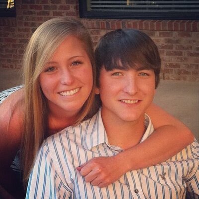 Profile Picture of MacKenzie Reynolds (@mlorene7) on Twitter