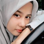 Profile Picture of DR. Nella Lucky (@nella.lucky) on Instagram