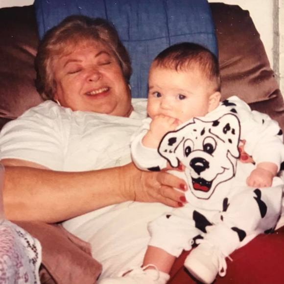 Profile Picture of Emily Vanevery (@thest0ryofemily) on Poshmark