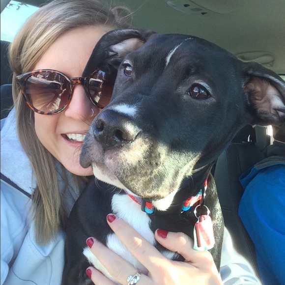 Carly Triestram - Poshmark Profile Picture of Carly Triestram (@carlyt27) on Poshmark