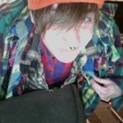 Profile Picture of Caryn Wright (@Dressynersr625) on Twitter