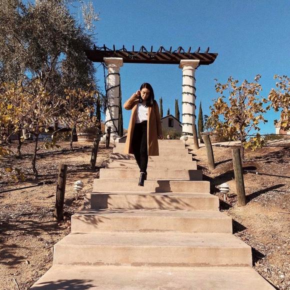 Ruby Meza - Poshmark Profile Picture of Ruby Meza (@rubiesss) on Poshmark