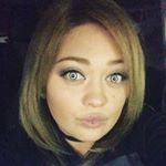 Profile Picture of Aurora Roberts (@aurorakoi88) on Instagram