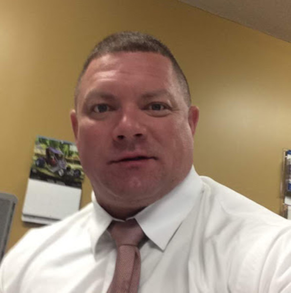 Profile Picture of Daniel Bays (@danielbays2) on Poshmark