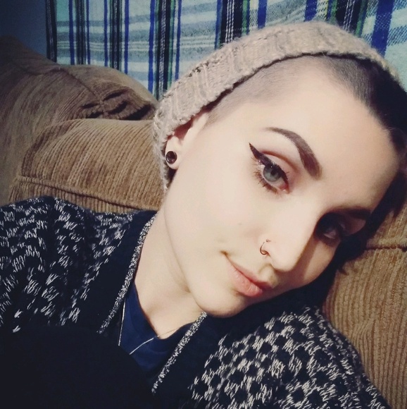 Profile Picture of Sabrina Fitzgerrell (@sfitzgerrell) on Poshmark