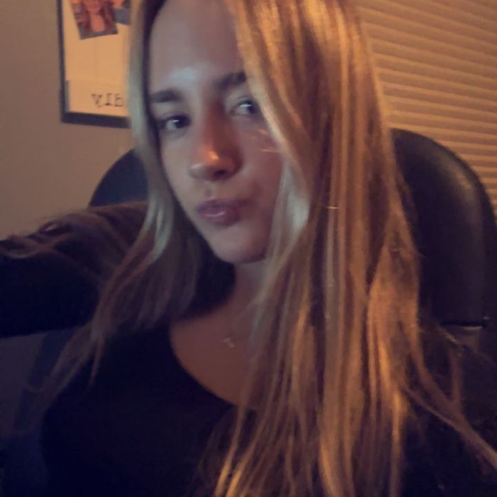 Profile Picture of joslynn (@joslynnperrinee) on Tiktok