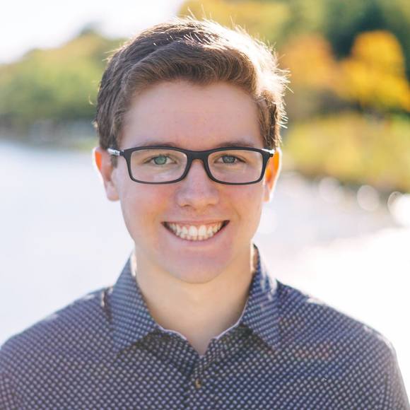 Profile Picture of Peter Daly (@peterdaly13) on Poshmark