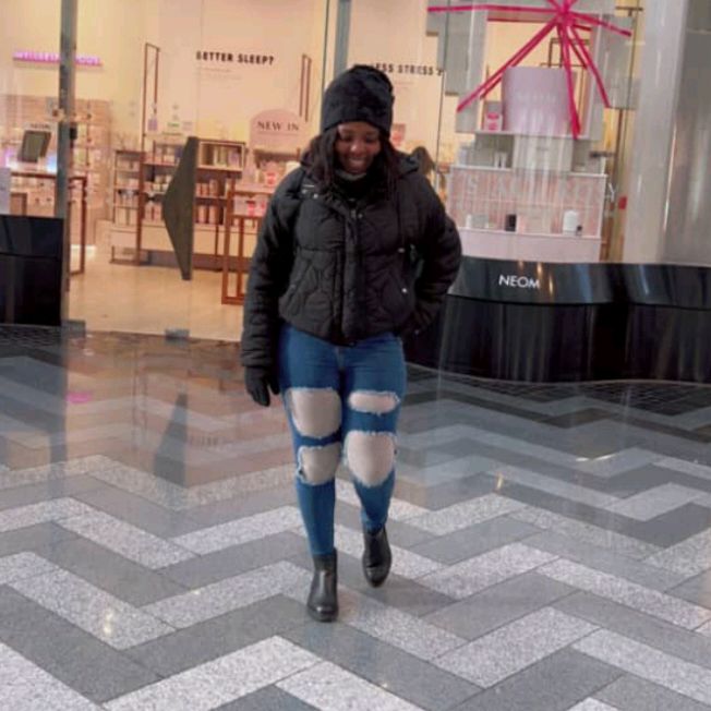 Profile Picture of aliceleks (@aliceleks) on Tiktok