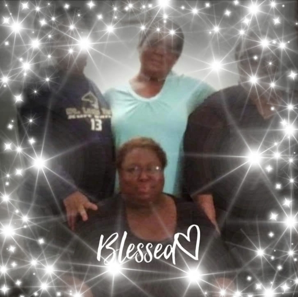 Profile Picture of Pamela Mcroberts (@pamelafathead58) on Poshmark