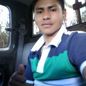 Profile Picture of Alexander De León (@AlexanderDeLen8) on Twitter