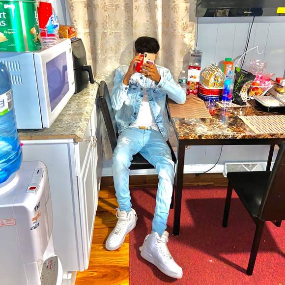 Profile Picture of Shaun Ramroop (@shaunramroop) on Poshmark