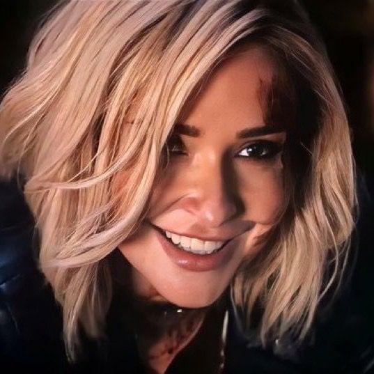 Profile Picture of Kirby Key (@deepredbells) on Tiktok