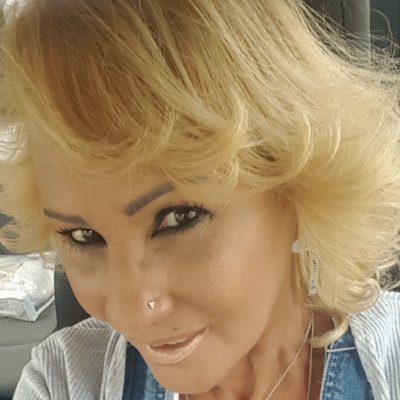 Profile Picture of Beverly Flores (@BeverlyFlores1) on Twitter