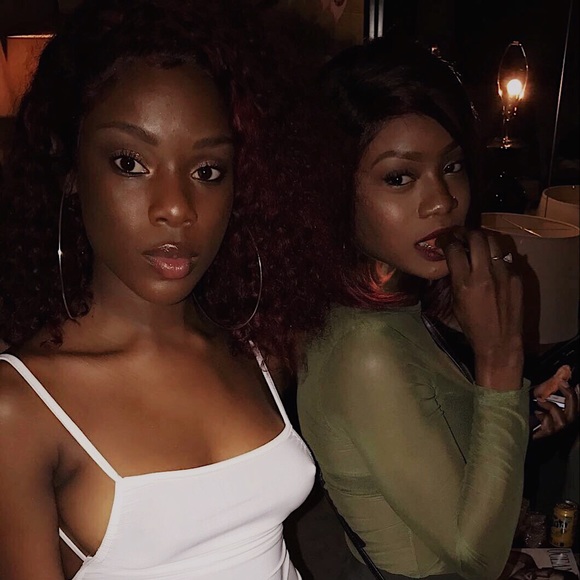 Profile Picture of Krysan Kay (@2brokegirlzz) on Poshmark