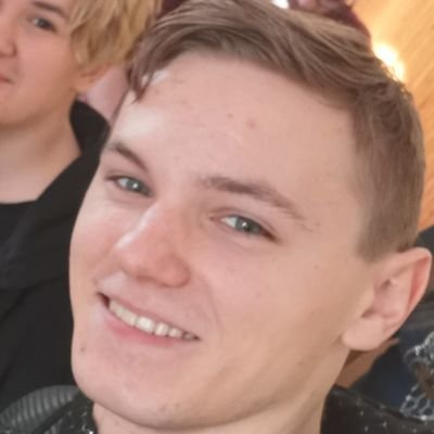Profile Picture of Fejes Dávid (@Im_legend905) on Twitter