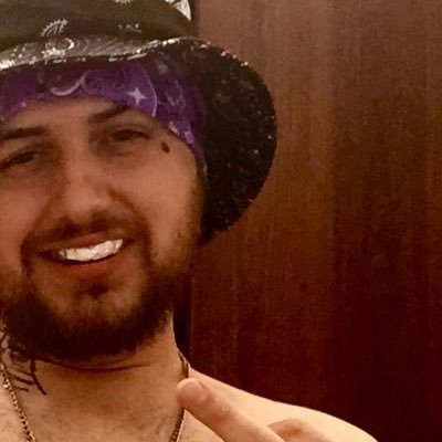 Profile Picture of Brian Huffine (@Neacus1) on Twitter