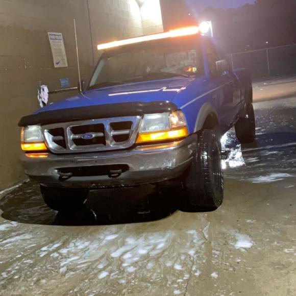 Profile Picture of Dylan Lyons (@dylanlyons241) on Poshmark