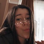 Profile Picture of Janet (@janet.hugunin) on Instagram