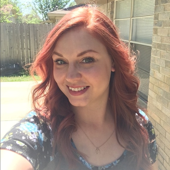 Profile Picture of Tiffany Stitt (@stitt1224) on Poshmark