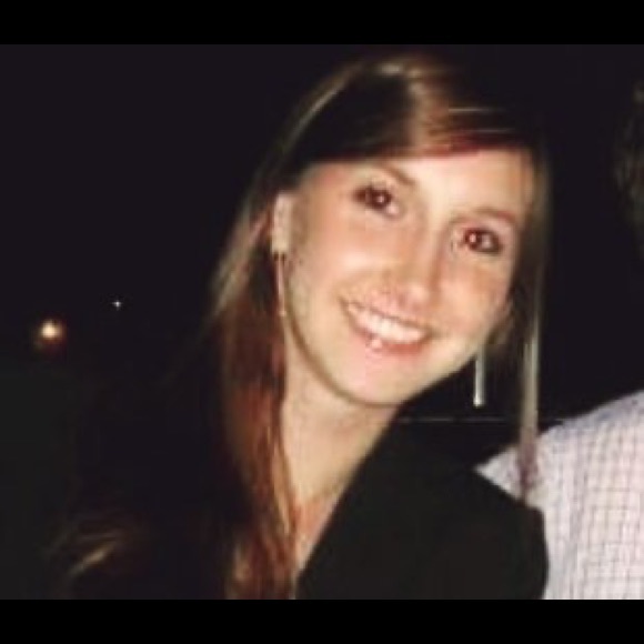 Profile Picture of Kimberly Mountjoy (@kimbella_m) on Poshmark
