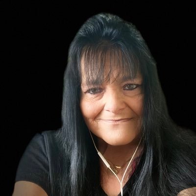 Profile Picture of Pamela Warf (@warfpamela) on Twitter