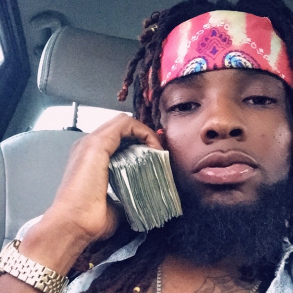 Profile Picture of D Marshall (@smokedout_boss) on Poshmark