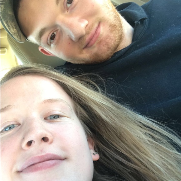 Profile Picture of Emily Leinweber (@erl_einweber) on Poshmark