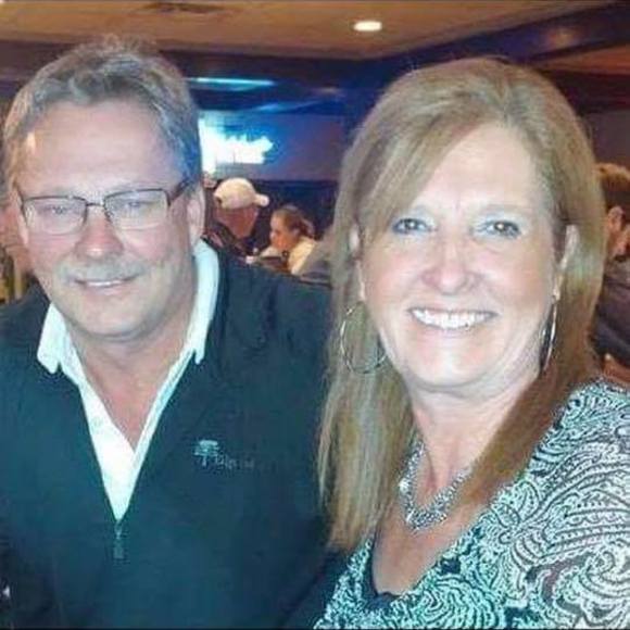 Profile Picture of Tammy Lillemoen (@tammyjobug) on Poshmark