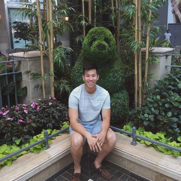 Profile Picture of Kevin Khuu (@irkevin123) on Poshmark