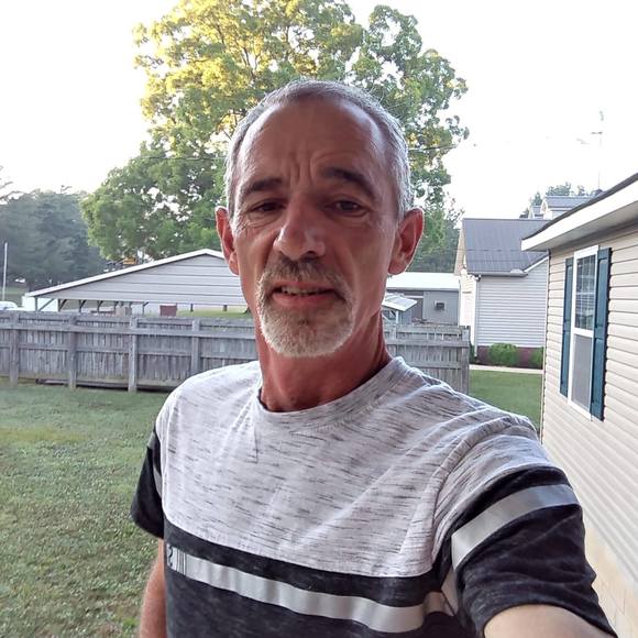 Profile Picture of Jimmy Koonce (@jimmykoonce1) on Poshmark