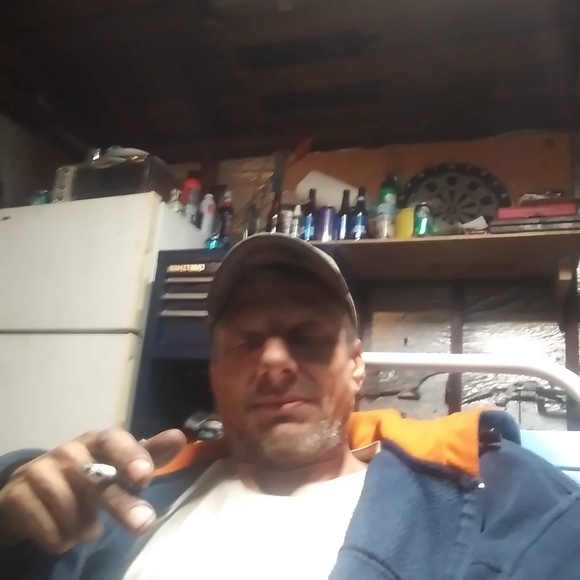 Profile Picture of Bradley Wiacek (@bradleywiacek) on Poshmark