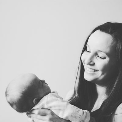 Profile Picture of Alice Parker (@aliceparker0101) on Twitter