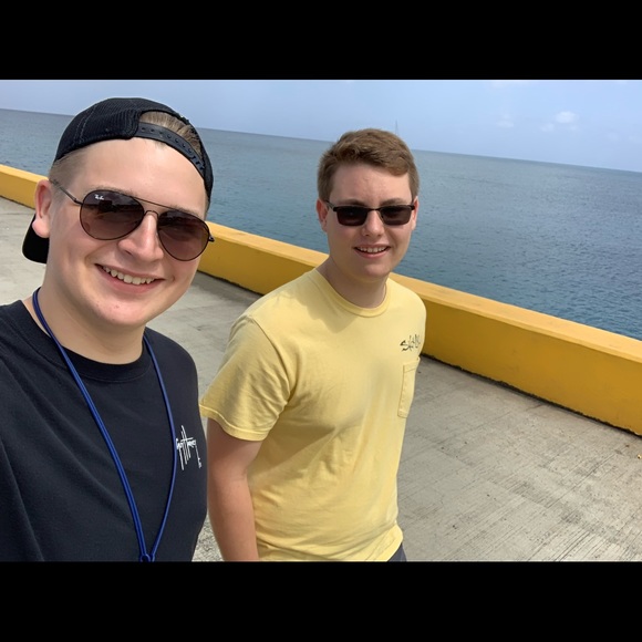 Profile Picture of Johnny Hayes (@blain0426) on Poshmark