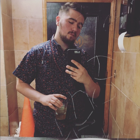 Profile Picture of Cody Verbeck (@cav2424) on Poshmark