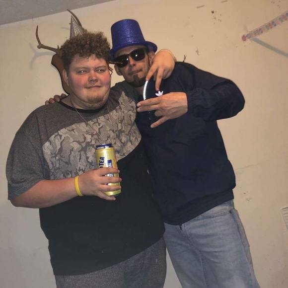 Profile Picture of Axl Miller (@axlmiller777) on Poshmark