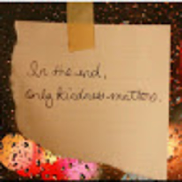 Profile Picture of Nicole Enterline (@nicoleenterline) on Poshmark