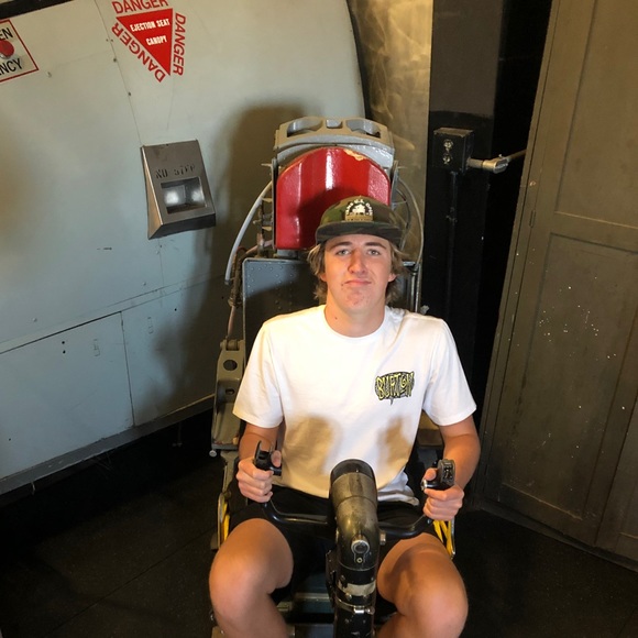 Profile Picture of Dylan Elsaesser (@dylanelsaesser) on Poshmark