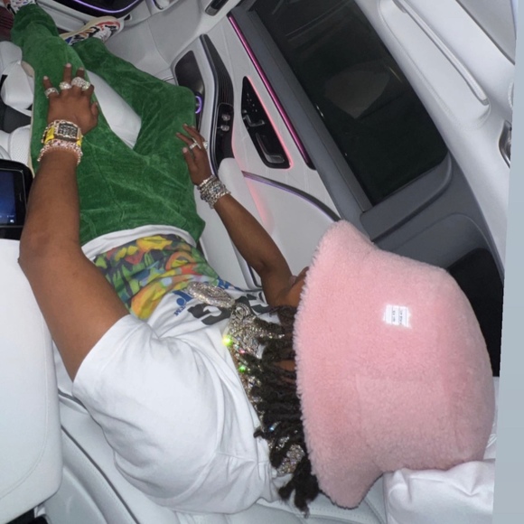 Profile Picture of John Duncan (@dierich11) on Poshmark