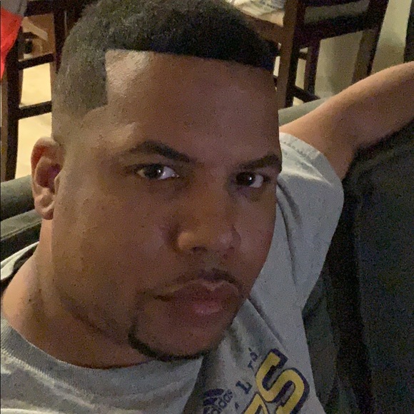 Profile Picture of Chadd Beard (@chaddbeard) on Poshmark