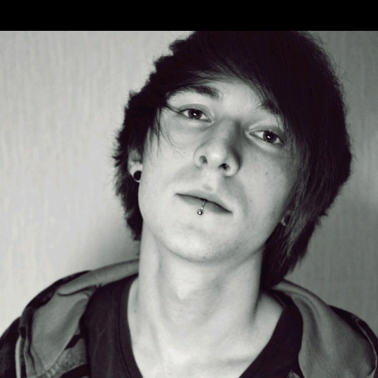 Profile Picture of alexanderdakota (@alexanerdakota) on Tiktok