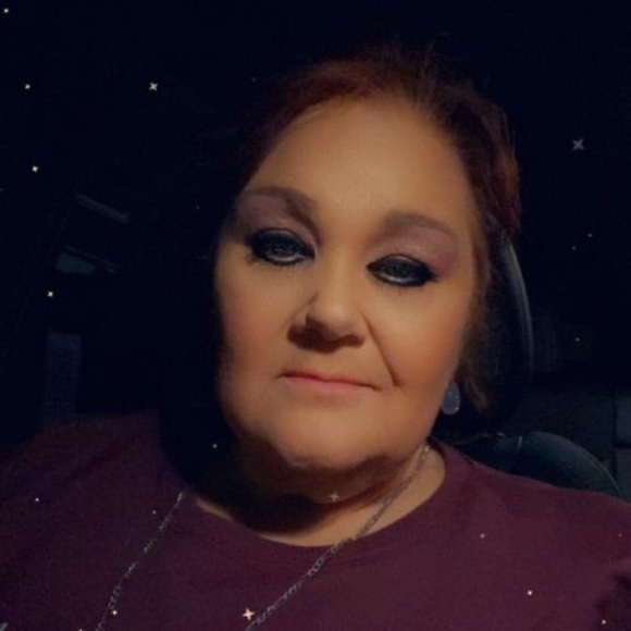 Profile Picture of Janet Bishop (@janetbishop848) on Poshmark