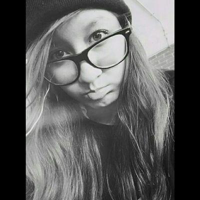 Profile Picture of Cynthia Badillo (@cynthiabadillo8) on Twitter