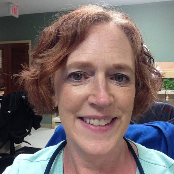 Profile Picture of Paula Bruner (@pcbruner1) on Poshmark