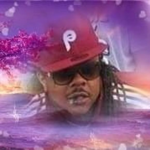 Profile Picture of Robert Rector jr. (@robertrector557) on Poshmark