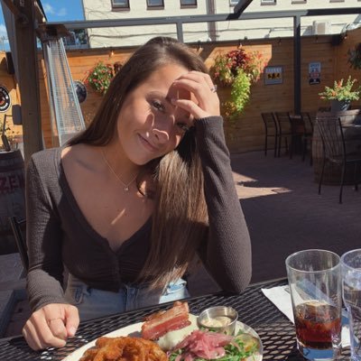 Profile Picture of Elise Norotsky (@elisenorotskyy) on Twitter