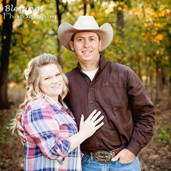 Profile Picture of Steven Woody (@elwood06) on Poshmark