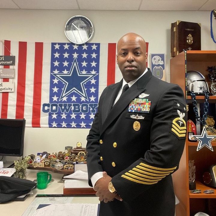 Profile Picture of raymccray (@raymccray) on Tiktok