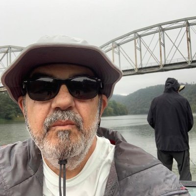 Profile Picture of Dave Papale (@zizzybaluba) on Twitter