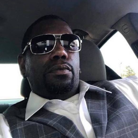 Profile Picture of Linton jr. Jason (@lintonjason31) on Poshmark
